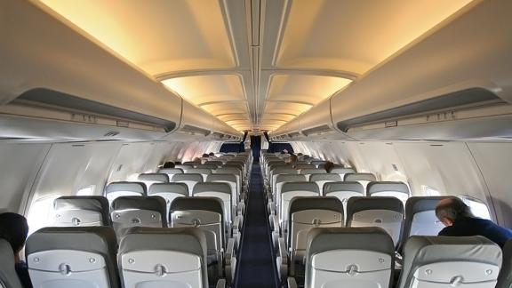 Addio trolley a bordo: Ryanair cambia le regole sui bagagli