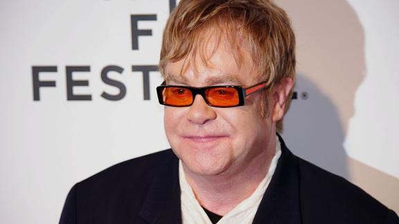 Elton John: “Ho rischiato di morire, per questo mi ritiro dalle scene”