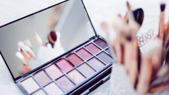 Allergia ai cosmetici: cosa fare? 
