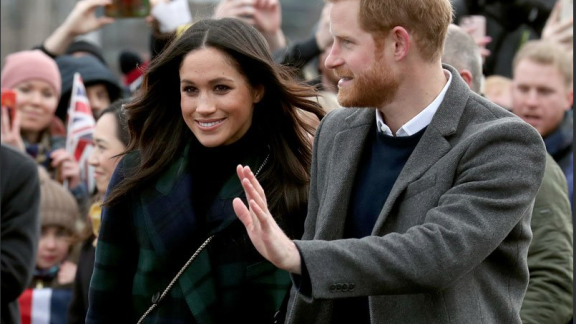 Ma... chi paga gli abiti di Meghan Markle?