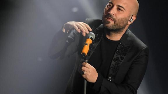 Sangiorgi scrive una lettera alla figlia: «Già ti amo, senza conoscerti!»