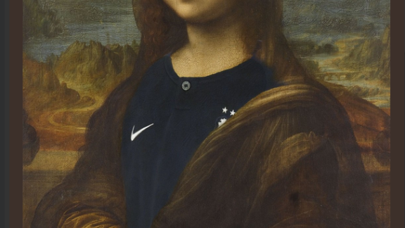 La Gioconda indossa la maglia della Francia: e scoppia la polemica