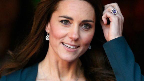 L’anello di Kate Middleton, che apparteneva a Lady D, nasconde uno strano segreto
