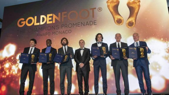 Il Golden Foot 2018 è Edinson Cavani
