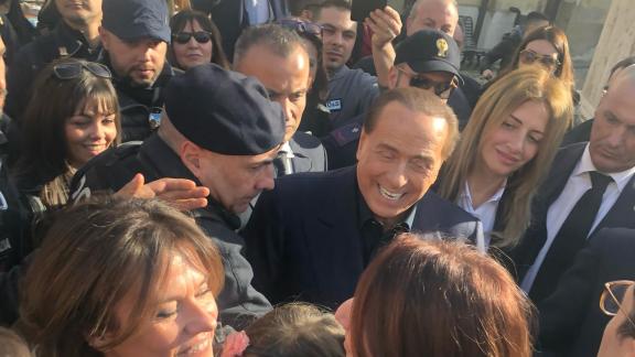Il Presidente Silvio Berlusconi ospite di Radio Monte Carlo stasera alle 18.30