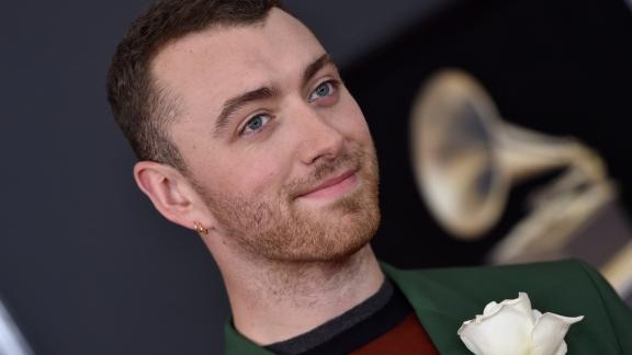 Sam Smith: una foto per combattere il body shaming