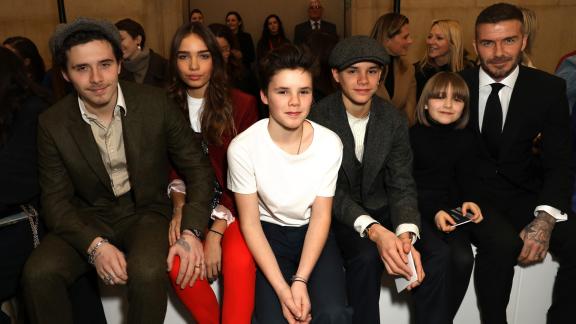 La famiglia Beckham al gran completo alla London Fashion Week
