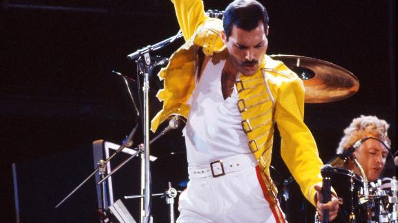 6 maggio 2002: Bohemian Rhapsody dei Queen è dichiarata la canzone più amata in Gran Bretagna