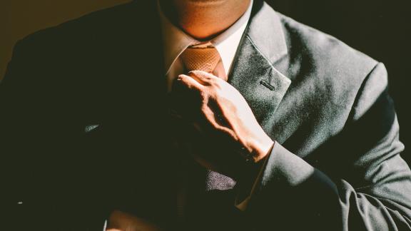 5 outfit per sopravvivere al caldo in ufficio