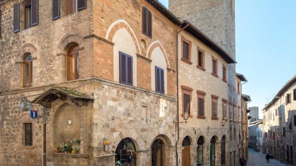 Torre e Casa Campatelli