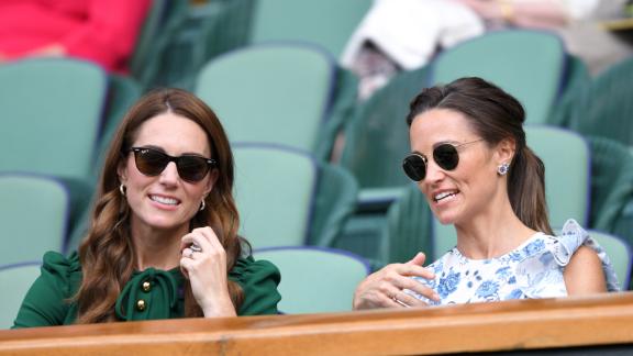 Kate Middleton presta abiti e accessori che non usa più alla sorella Pippa