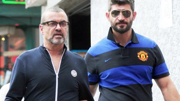 George Michael: l'ex Fadi Fawaz polemico sui social