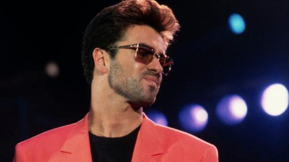 27 febbraio: George Michael al primo posto nelle classifiche statunitensi