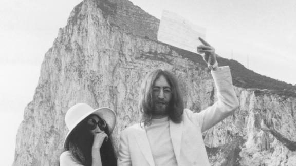 20 marzo: John Lennon sposa Yoko Ono 