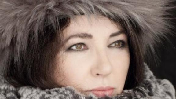 30 agosto: Kate Bush ha 8 album in classifica contemporaneamente