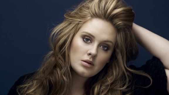 Adele: è polemica per una nuova foto