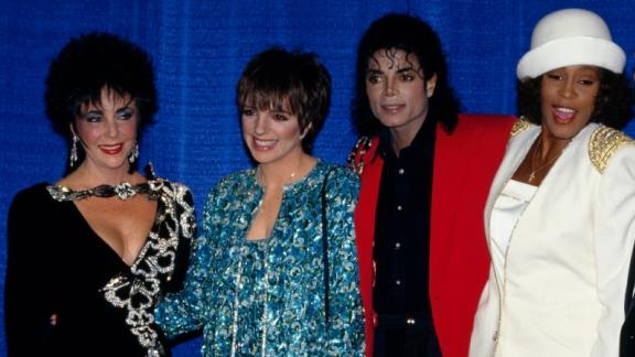 6 ottobre 1991: Michael Jackson accompagna Liz Taylor all'altare