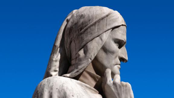Celebrare i 700 anni dalla morte di Dante con la riscoperta della lingua italiana