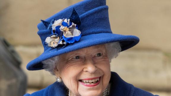 Nuovo successo per la Regina Elisabetta: piace anche agli alieni