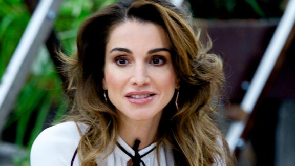 Rania di Giordania, più mamma che Regina