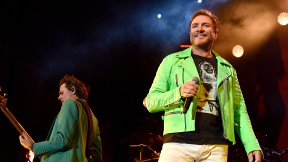 I Duran Duran  illuminano la notte con i colori dell'Ucraina