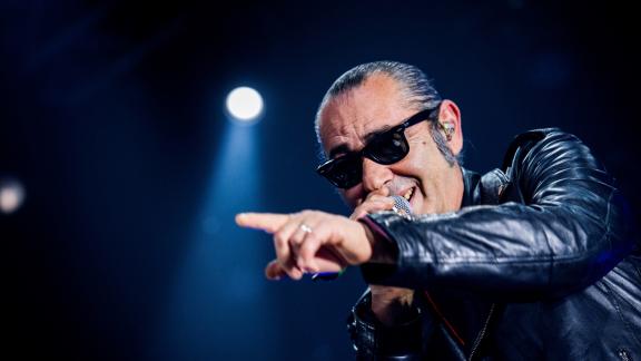 Luca Carboni buon compleanno