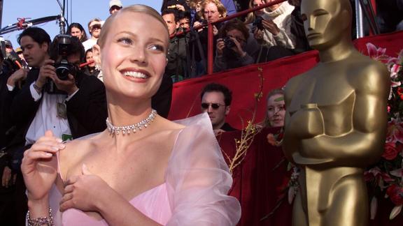 Gwyneth Paltrow ripropone i suoi personaggi più celebri: il divertente video