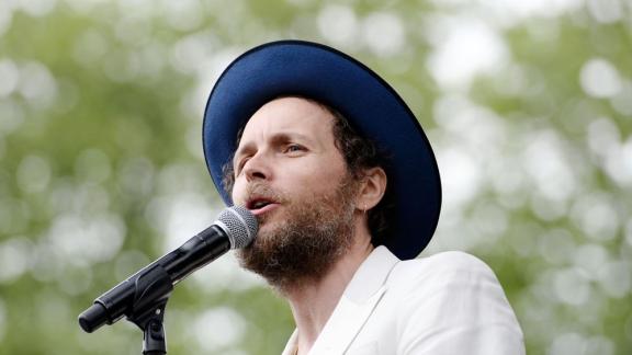 Lorenzo Jovanotti è tornato a casa dopo l'operazione