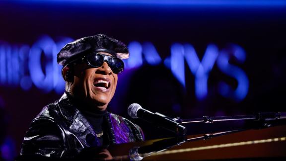 Stevie Wonder ricorda Tony Bennett