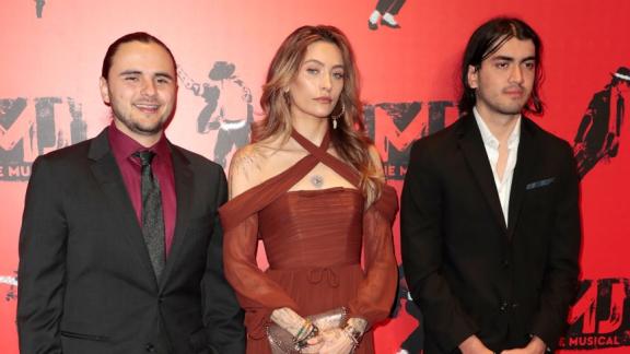 Michael Jackson: ecco come sono oggi i suoi figli. Le foto