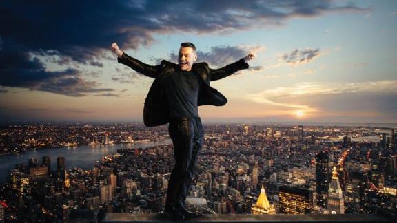 Tiziano Ferro prepara nuova musica? La foto rivelatrice