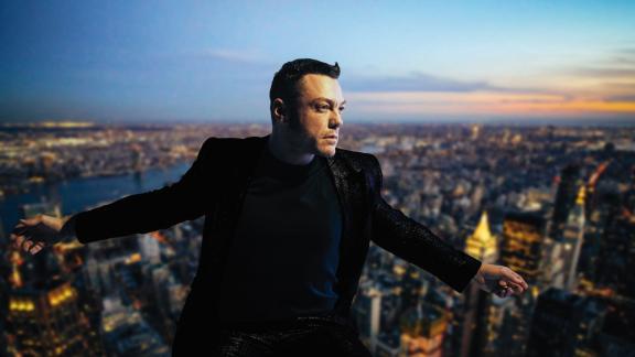 Tiziano Ferro lancia un appello accorato