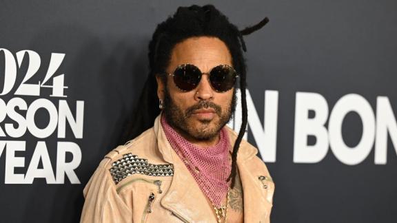 Lenny Kravitz: ecco come si mantiene in forma. Il video