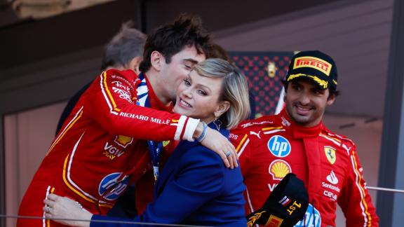 L'entusiasmo della Principessa Charlene e del Principe Alberto per la vittoria di Leclerc