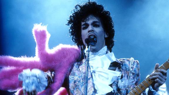 Prince: adesso è possibile dormire nella casa di Purple Rain