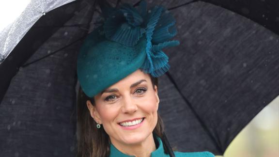 Kate Middleton si scusa con una lettera per la sua assenza al Trooping The Colour