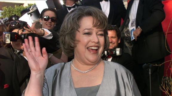 Kathy Bates d&agrave; l'addio alle scene