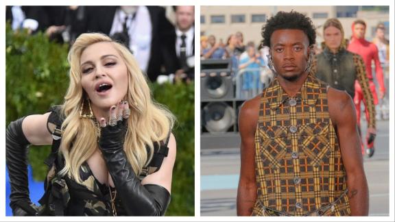 Madonna fiera del figlio David Banda che debutta nella moda