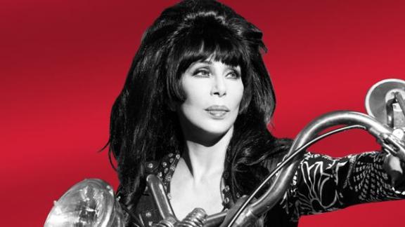 Cher pubblica una raccolta speciale delle sue canzoni
