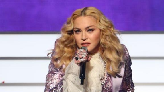 Madonna e famiglia al concerto di Billie Elish