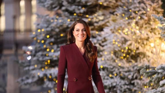 Kate Middleton è la vera regina del Natale: il video
