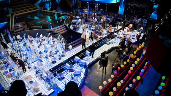 Festival di Sanremo 2025: Carlo Conti rivela i nomi dei co-conduttori