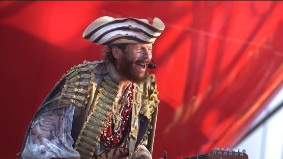 Festival di Sanremo 2025: Jovanotti ospite della prima serata