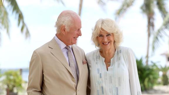 Re Carlo ha scelto l'Italia per festeggiare l'anniversario di matrimonio con Camilla