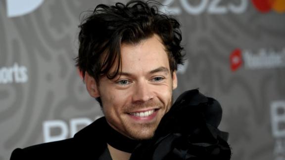 Harry Styles alla maratona di Tokyo: le foto