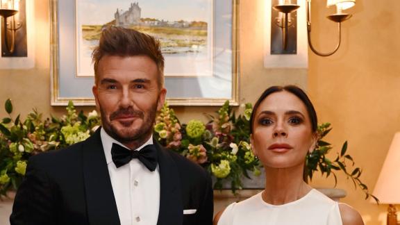 David Beckham festeggia i 50 anni con un party affollato di star: le foto