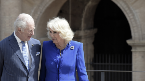 Re Carlo: è stata scattata a Roma la foto per celebrare l'anniversario di nozze con la Regina Camilla