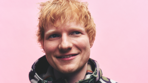 Ed Sheeran pubblica il nuovo album. E ne annuncia un altro in arrivo