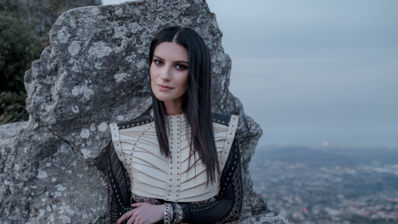 Laura Pausini ospite di Radio Monte Carlo
