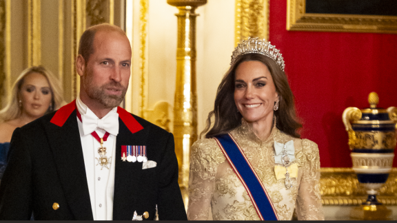 Kate Middleton meravigliosa al banchetto di stato per Trump